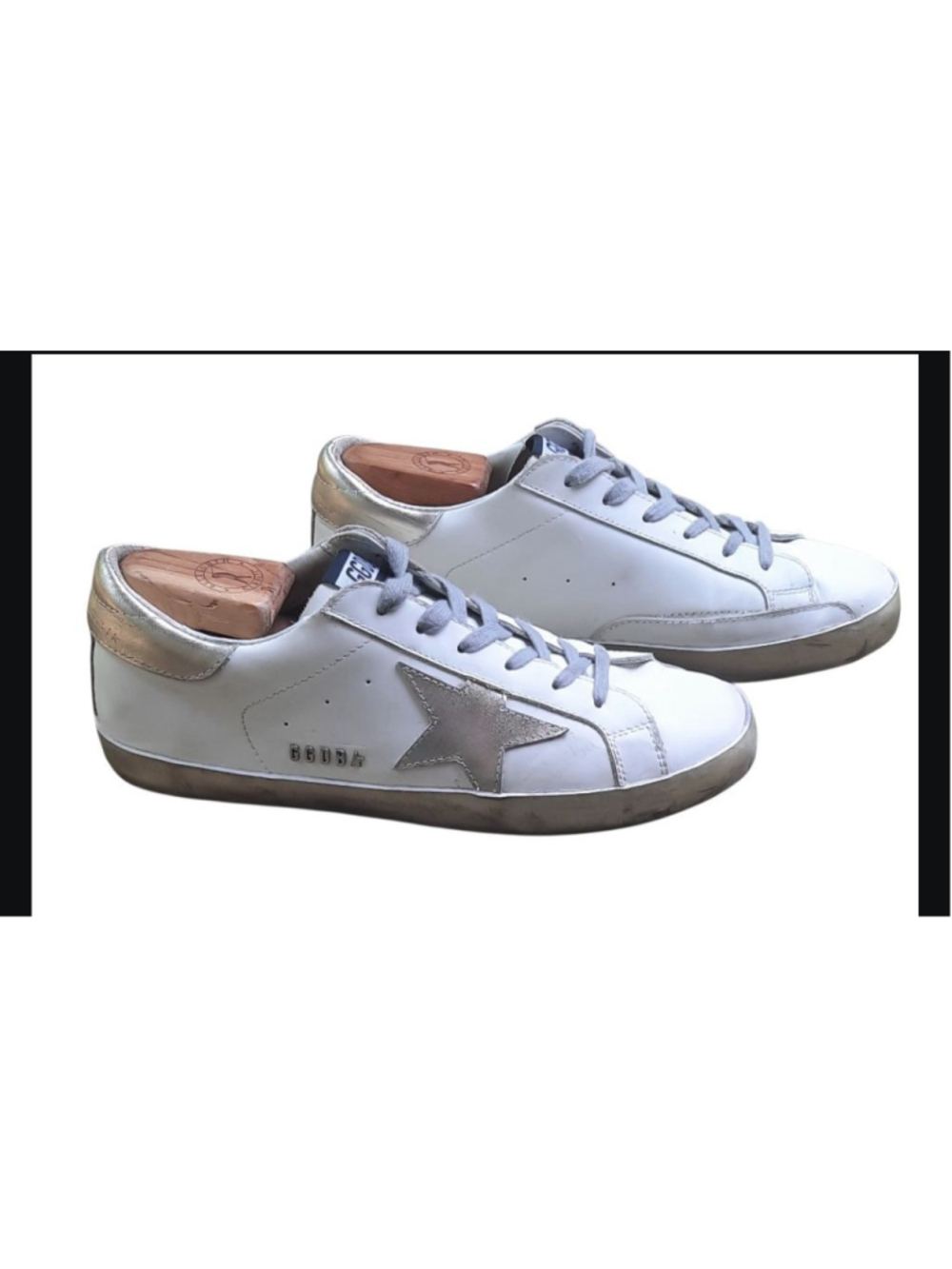 Golden Goose Super-Star fashion sneakers
White Silver (Women's) Size 10.5 - Picture 5 of 6